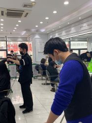 -镁连社·美联社