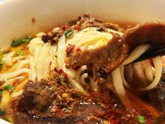 -矮子粉店1985·长沙米粉(湘春路店)