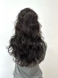 -首脑美发沙龙