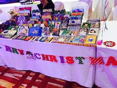 -上海滴水湖皇冠假日酒店