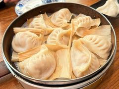 -方国老头包子·39年威海本地老字号•小船海鲜疙瘩汤