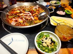-小饕荟雅安贡椒鱼鲜馆(广福桥店)