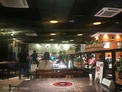大堂-八合里潮汕鲜牛肉火锅(惠州华贸店)