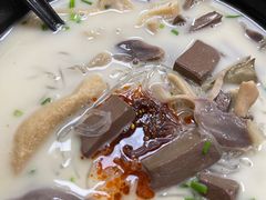 -津津老鸭粉丝馆(正东路店)