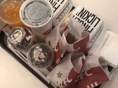 -肯德基(虹桥机场T2北指廊精选外卖点店)