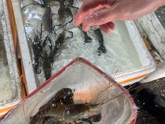 -霞涌市场海鲜摆卖区