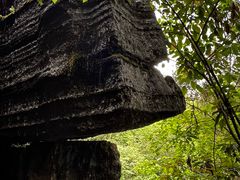 -梭布垭石林景区