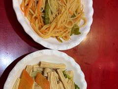 -金杨拉面王小吃面馆·牛三宝面·红烧牛肉粉