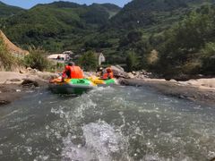 -虎啸峡漂流
