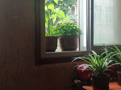 靠窗位-胖哥料理(兴义里店)