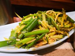 老虎菜-状元阁烧烤(新华路总店)