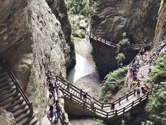 -龙水峡地缝景区