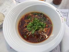 牛油锅底-成都你六姐·牛肉冒菜·麻辣香锅(长泰广场店)