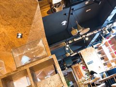 -新华里咖啡书吧(新华书店小寨店)