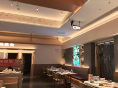 -肥肥虾庄·金牌油焖大虾(汉口城市广场店)