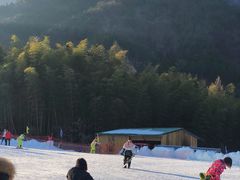 -大别山南武当滑雪场