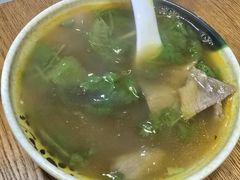 -黄阿姨锅贴大王(万航渡路店)