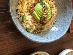 牛油果拌饭-小食院简餐厅