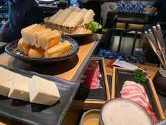 -湊湊火锅·茶憩(新中关购物中心店)