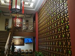 -梅龙镇酒家(南京西路总店)