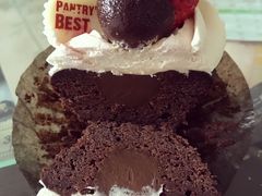 草莓巧克力纸杯蛋糕-派悦坊·甜品·蛋糕(日坛店)