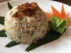-Neary Khmer Restaurant
