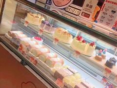 面包甜点陈列柜-西村叔叔的店(黄岛青医附院店)