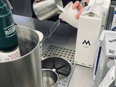 -M Stand(南京紫峰大厦店)