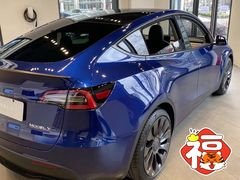 -TESLA 特斯拉(上海太古汇体验店)
