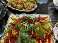 -乐山食古香跷脚牛肉