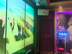 -UK派对KTV(日月广场店)