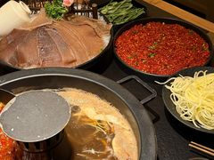 -晓宇重庆火锅(西安荟聚店)