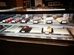 面包甜点陈列柜-新发展亚太JW万豪酒店·福苑咖啡厅