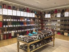 -VENCHI 闻绮(北京国贸商城店)