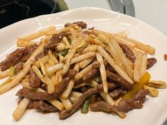 花生芽炒牛肋条-顺峰顺水顺德菜(第一百货店)