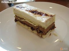 香草咖啡榛子蛋糕-榖屋house of flour(张江首店)