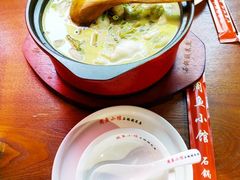 -周鱼小馆石锅酸菜鱼(活力汇店)