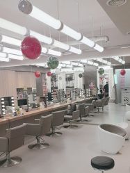 -Z.X HAIR SALON张新美业