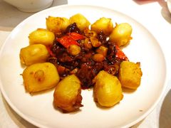 脆皮鲜奶拼蚝油牛肉-和记小菜(大宁店)
