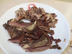 -闫家驴肉老店(华电一校店)