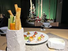-穹六人间 people 6(岳阳路店)