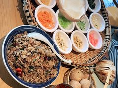 -包整·丝娃娃(一览甲秀楼风景店)