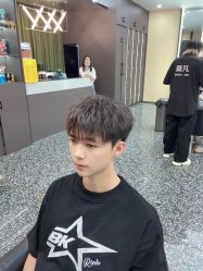 -MOVAN HAIR莫凡匠人发型屋