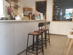 -白鹅咖啡(金城花园店)