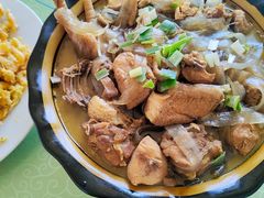 -华龙特色大骨鸡农家菜馆