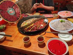 -周小明火锅(黑金冠社区店)