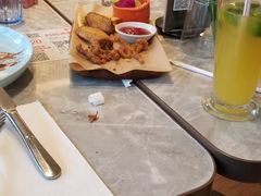 -必胜客(骡马市店)