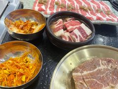 -臻牛烤肉