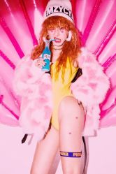 -onlygirl摄影美学馆高端定制(江滩店)
