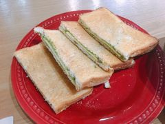 咖椰吐司-HELLO 27 意面·沙拉·帕尼尼